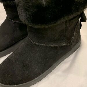 New Size 8 1/2 Jet Black with bow in back and black glitter over heel,see photos